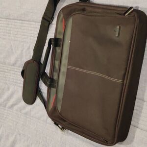 Computer carrying case